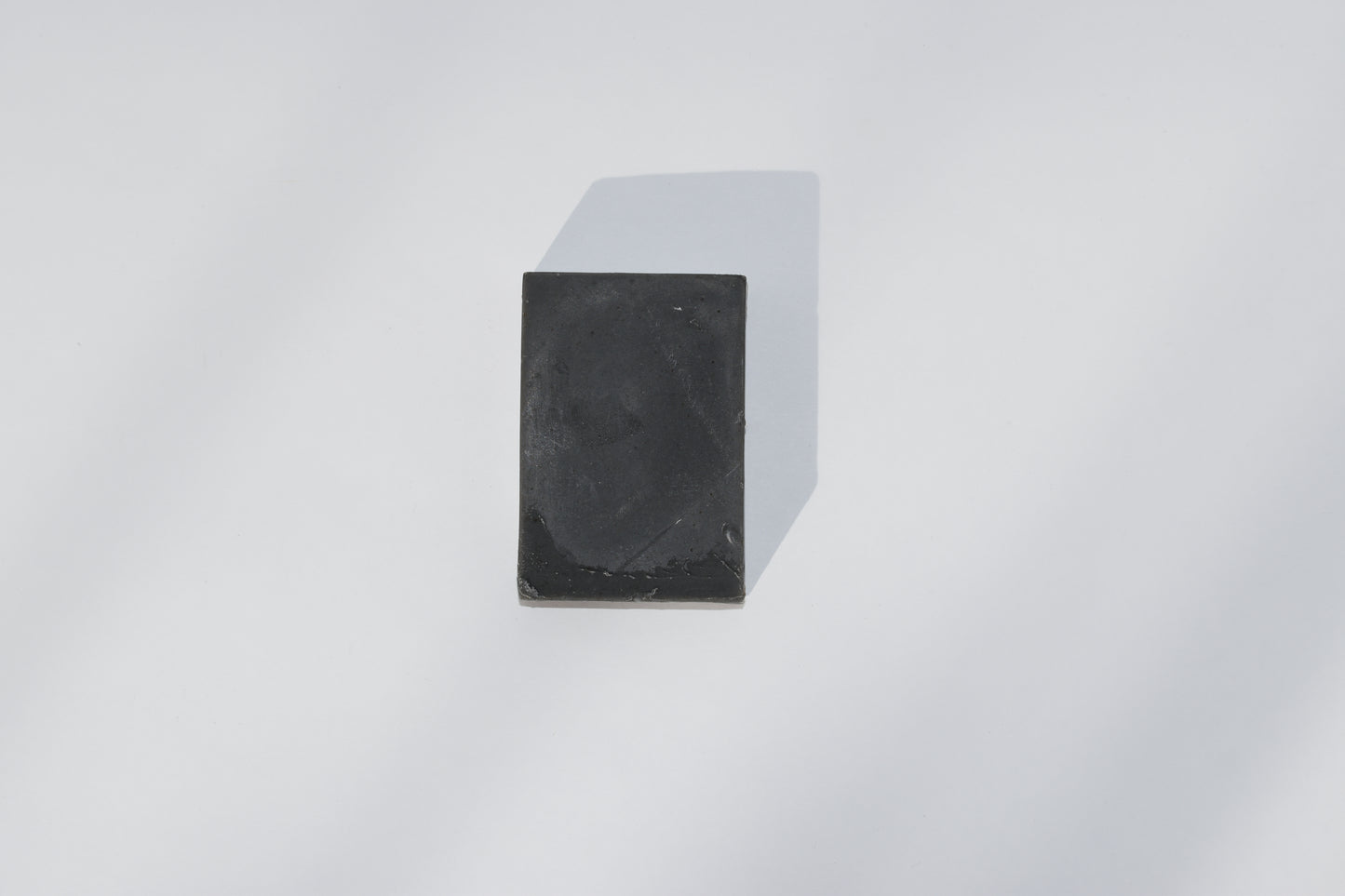 Jabón facial de neem y carbón activado